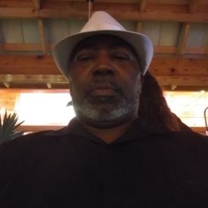 Meet your Posher, Elijah